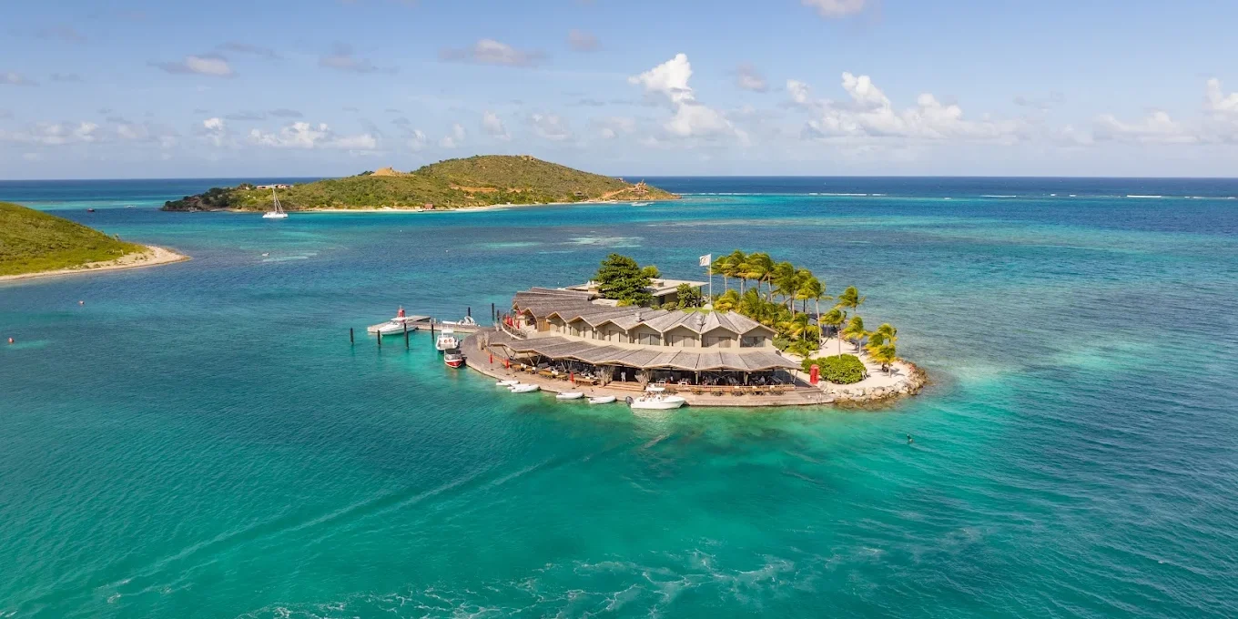 Secluded Saba Rock Resort for a Truly Blissful Getaway